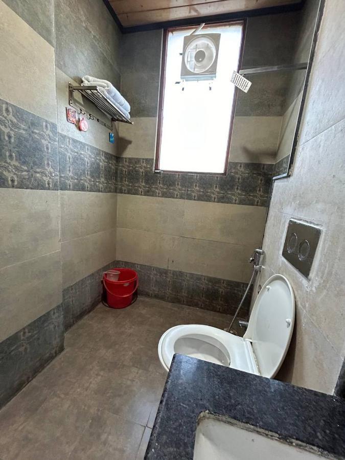 מוסורי Hotel 7 Heavens מראה חיצוני תמונה