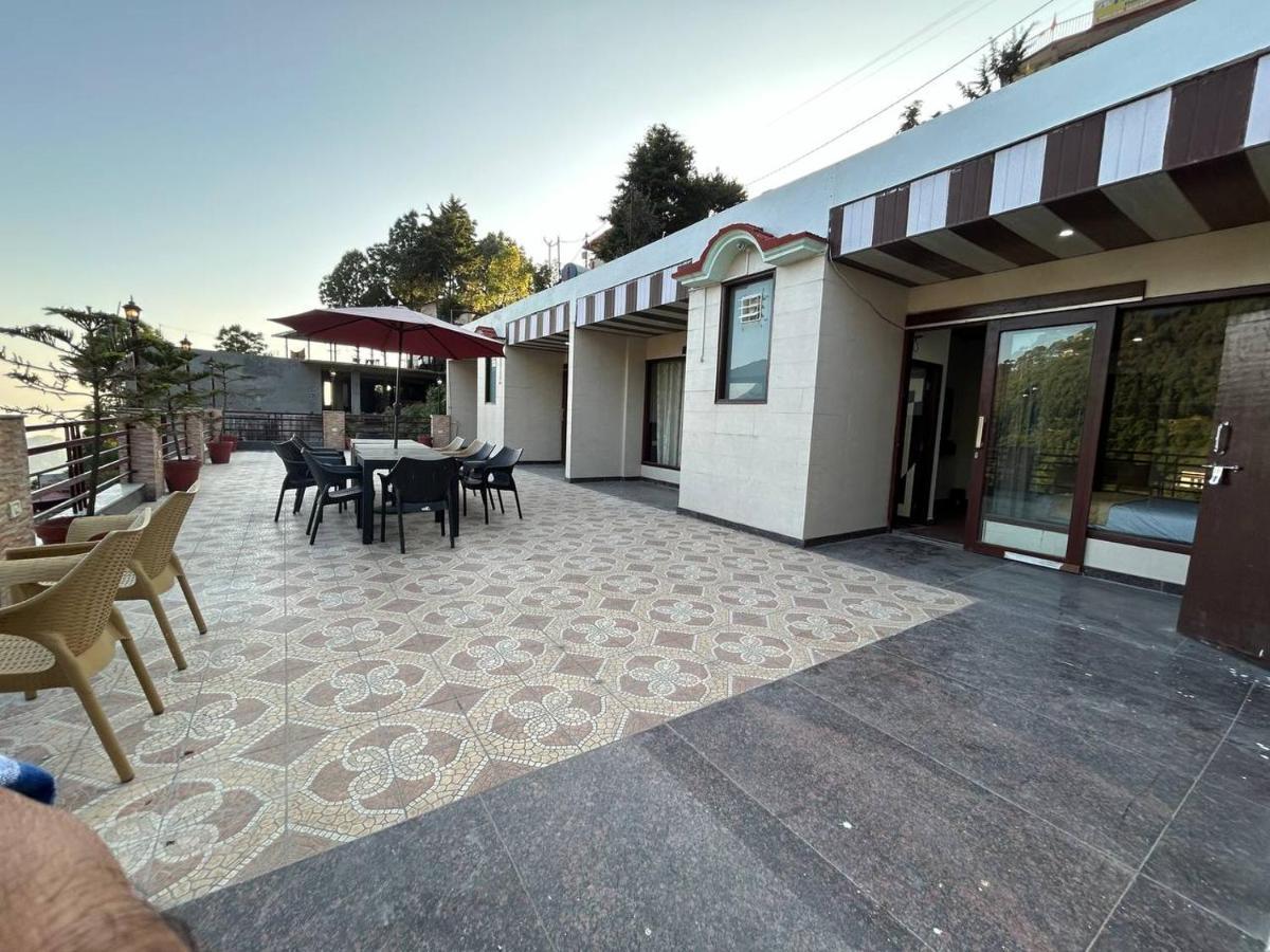 מוסורי Hotel 7 Heavens מראה חיצוני תמונה